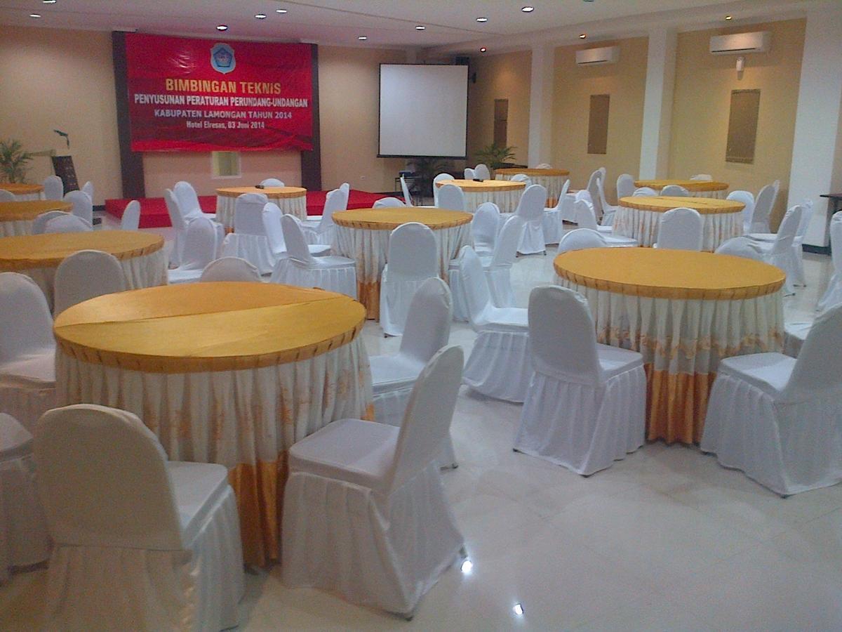 Hotel Elresas Lamongan Buitenkant foto